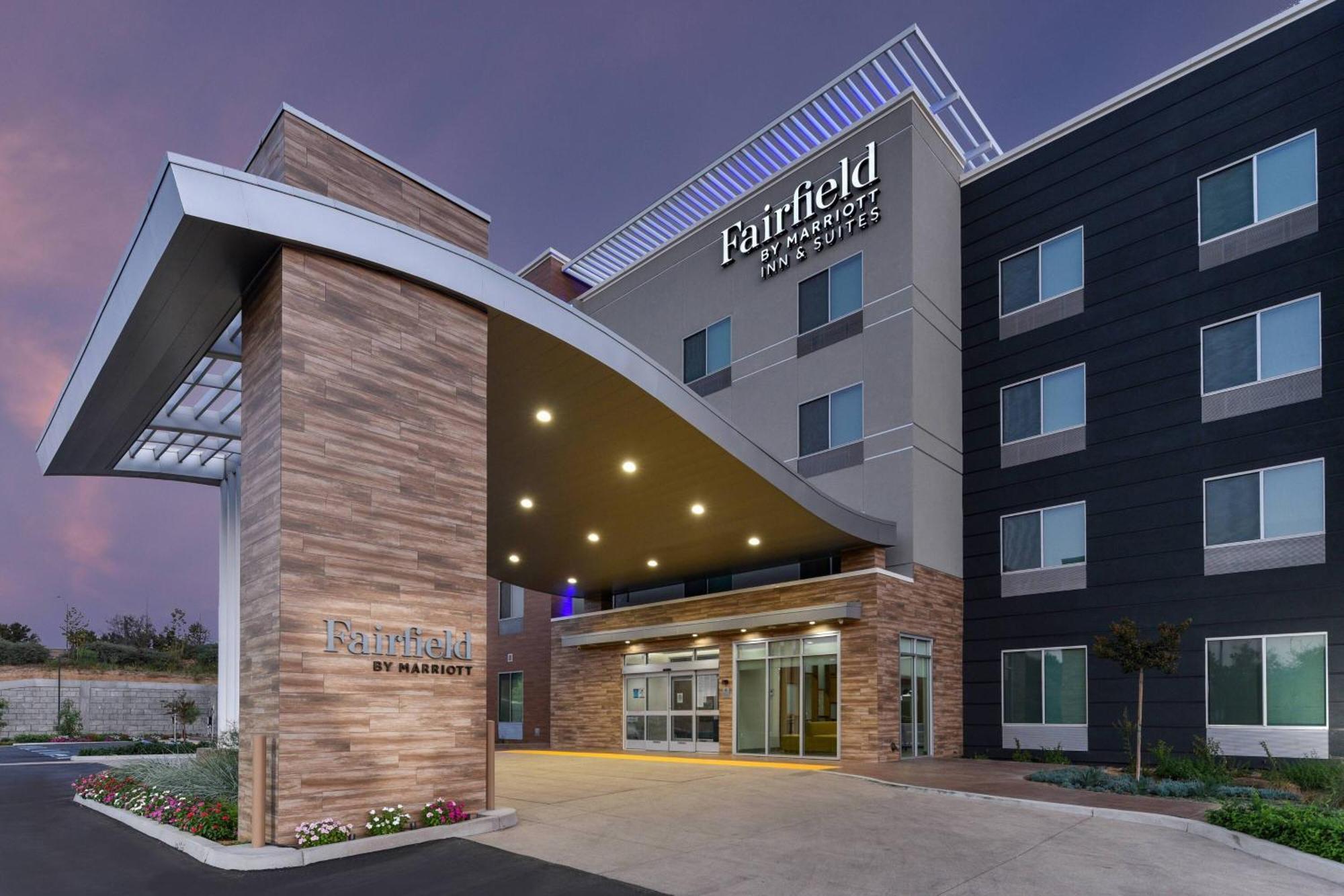 Fairfield Inn & Suites By Marriott Moorpark Ventura County Exterior foto